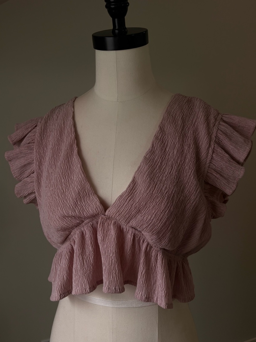 Blue Blush Mauve Ruffled V-Neck Crop Top